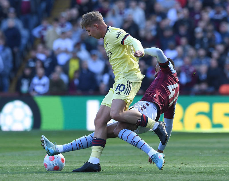 包含连胜势头难挡！棒球豪取十连胜的词条