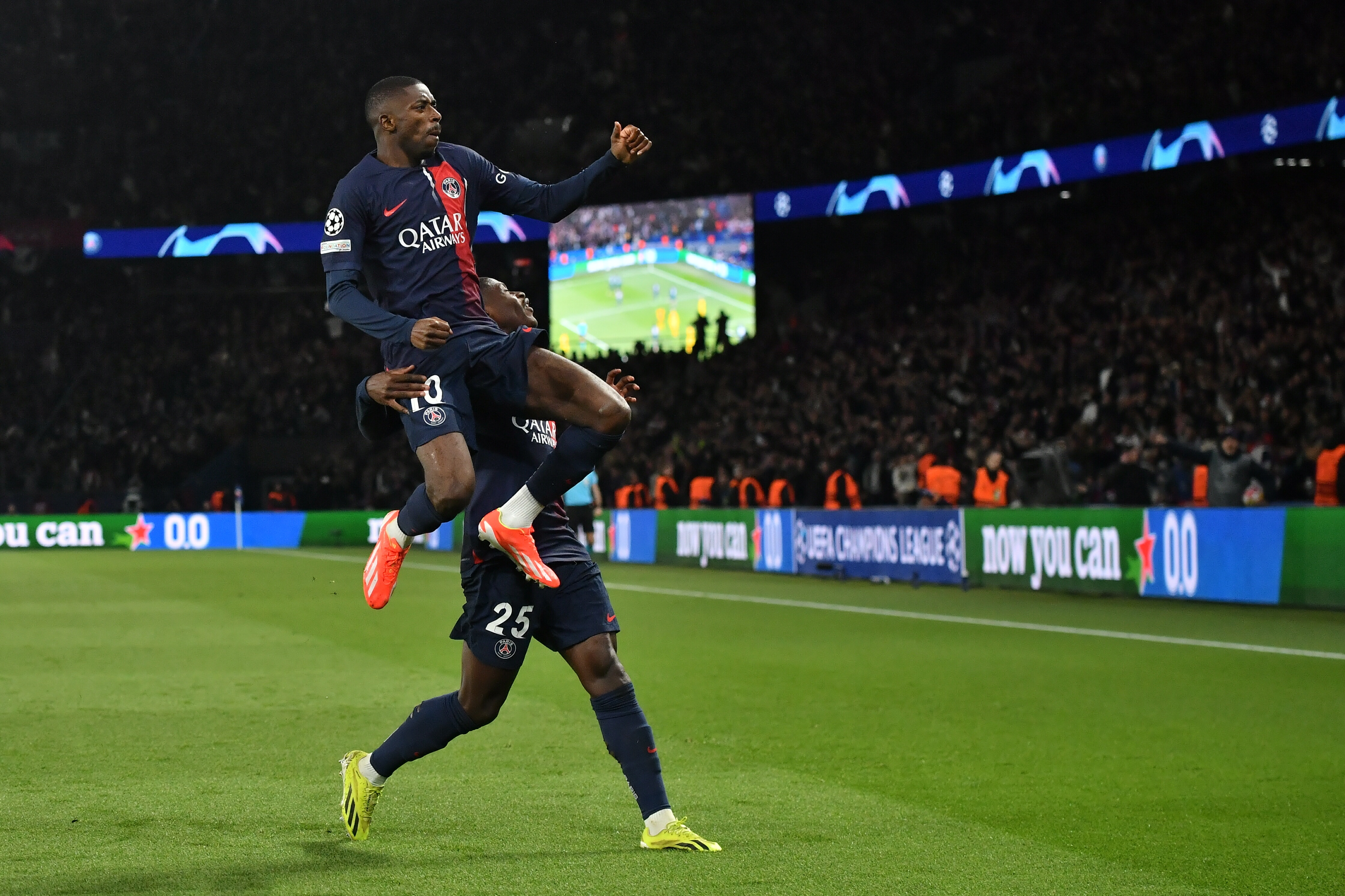 克罗地亚轻取巴黎，本泽马点燃赛场的简单介绍