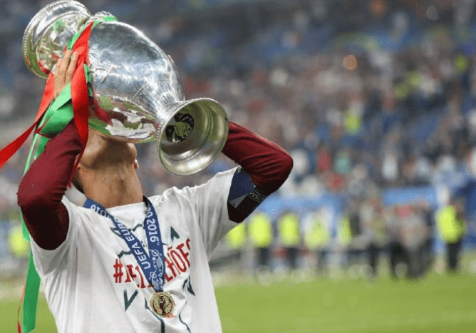 葡萄牙队碾压韩国队，张继科关键制胜