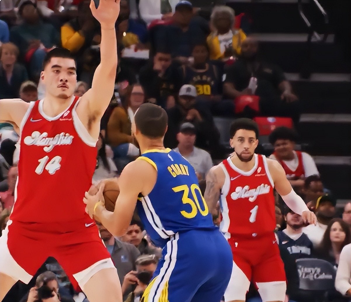 灰熊逆转辽宁队，麦科勒姆带队取胜