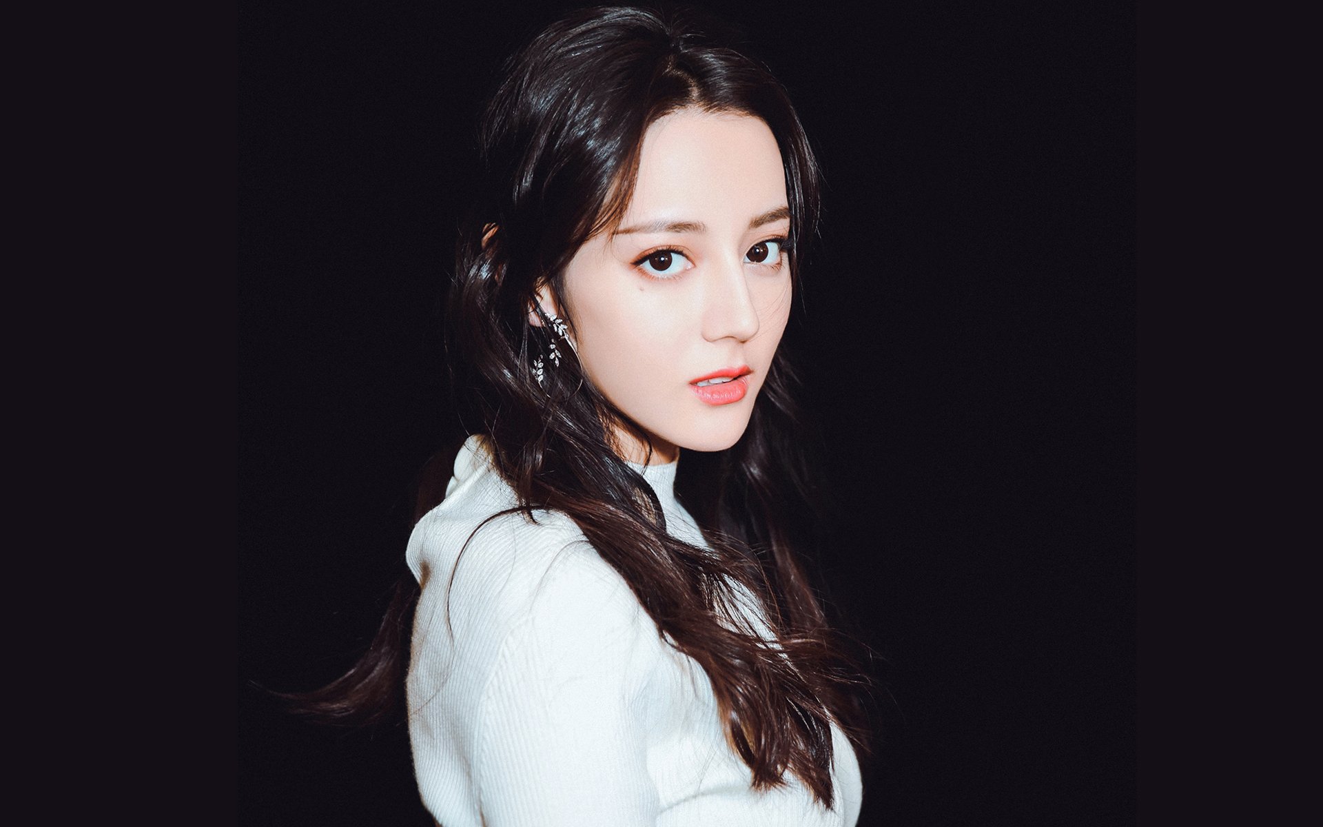 战术完胜与一夫当关，比利亚雷亚尔如何让多特蒙德的青春风暴哑火，拉亚化身叹息之墙