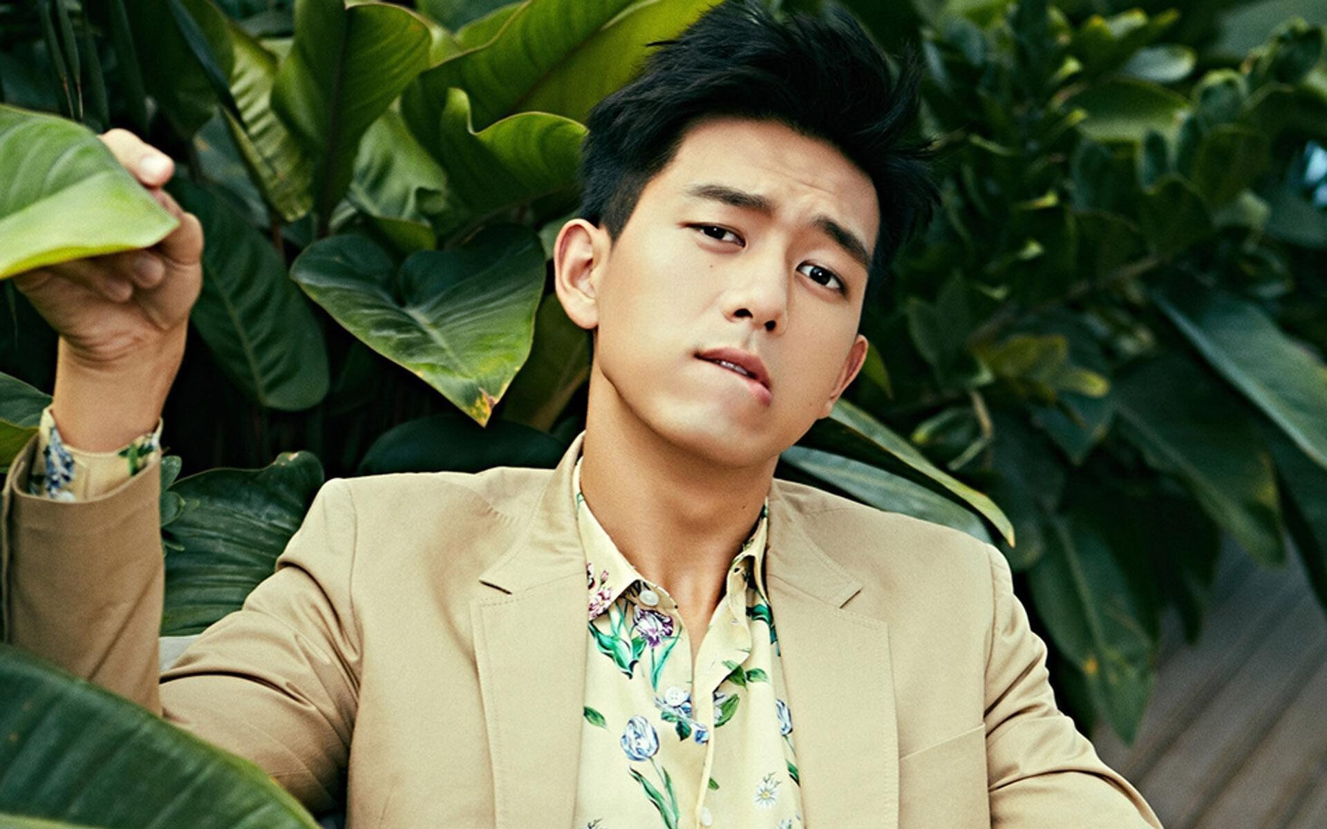 逆袭双城记，当热火烧毁航母，希腊神话重现绿茵